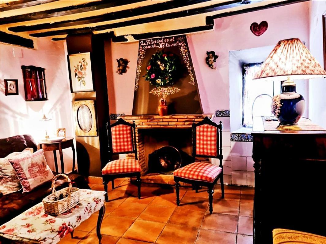 Room In Lodge - Romantic Getaway To Cuenca At Christmas Valeria Esterno foto